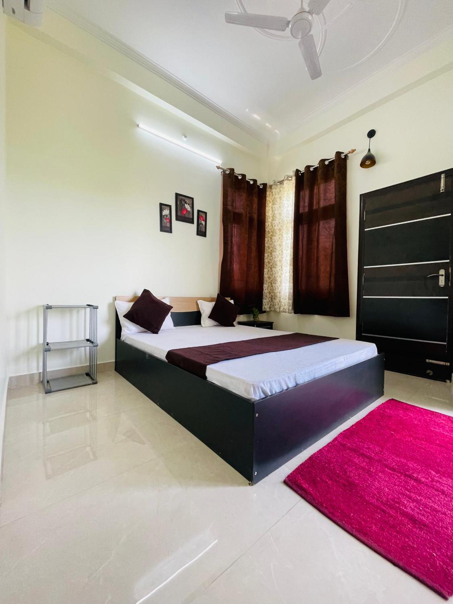 Atulyam Stays Sushant Golf City Lucknow Exterior foto