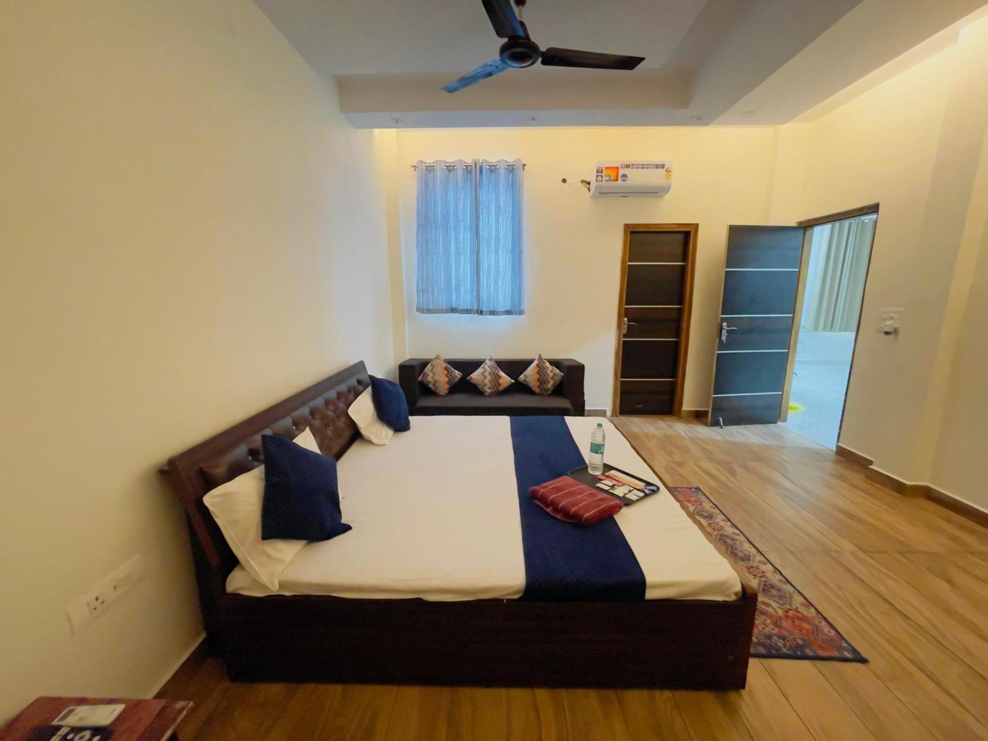 Atulyam Stays Sushant Golf City Lucknow Exterior foto