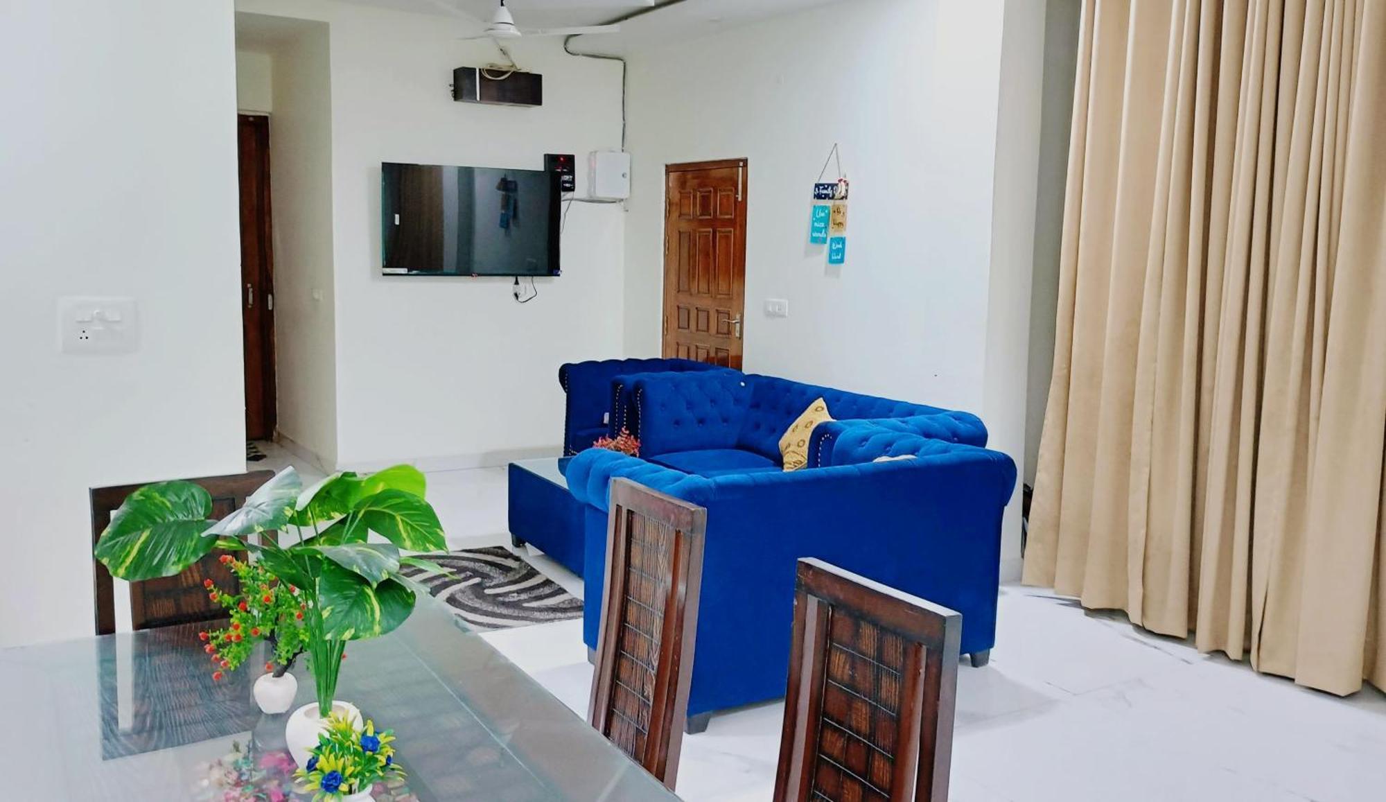 Atulyam Stays Sushant Golf City Lucknow Exterior foto